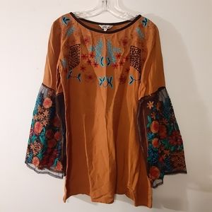 A&A Boho Embroidered Top Mesh Sleeves Size Small